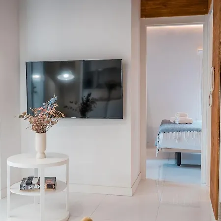 Apartment Qh Eme
