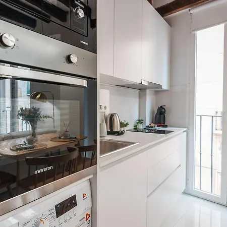 Apartment Qh Eme *