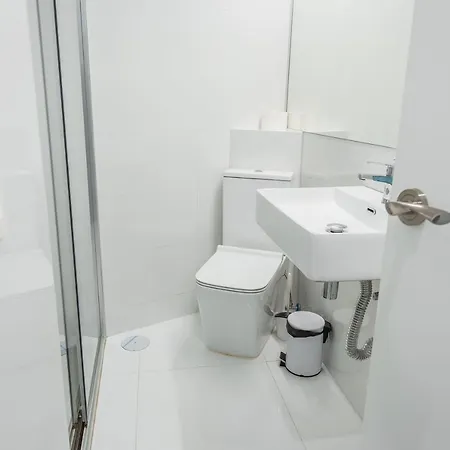 Qh Eme Apartment *